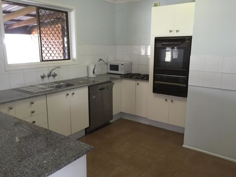 138 Simpson Street, Berserker QLD 4701